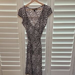 Briggs New York White and Brown Faux Wrap Midi Dress, Super Soft